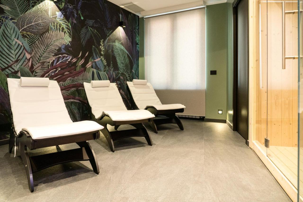 Teseo Apartments & Relax Genua Exteriör bild