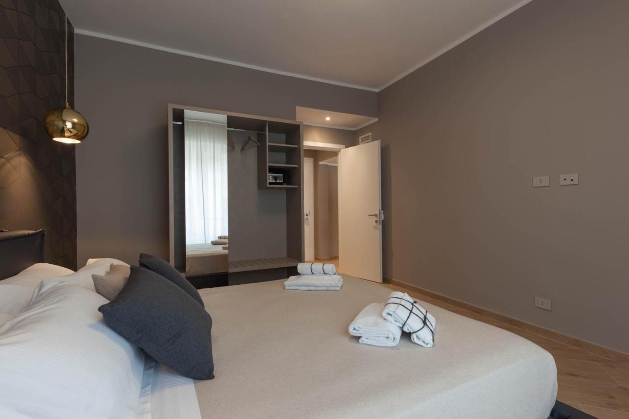 Teseo Apartments & Relax Genua Exteriör bild